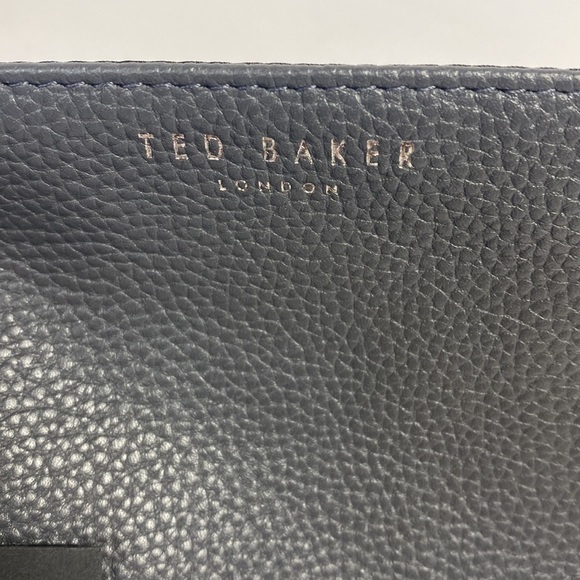 Ted Baker gray pebbled leather passport document holder wallet NWT - Picture 2 of 4